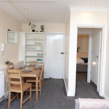 Evergreen Apartments-Flat 7, Лондон Екстериор снимка
