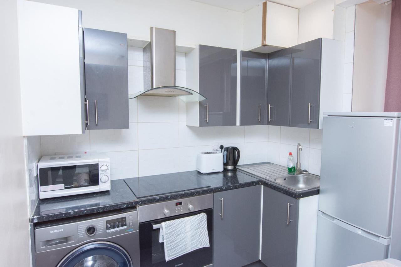 Evergreen Apartments-Flat 7, Лондон Екстериор снимка