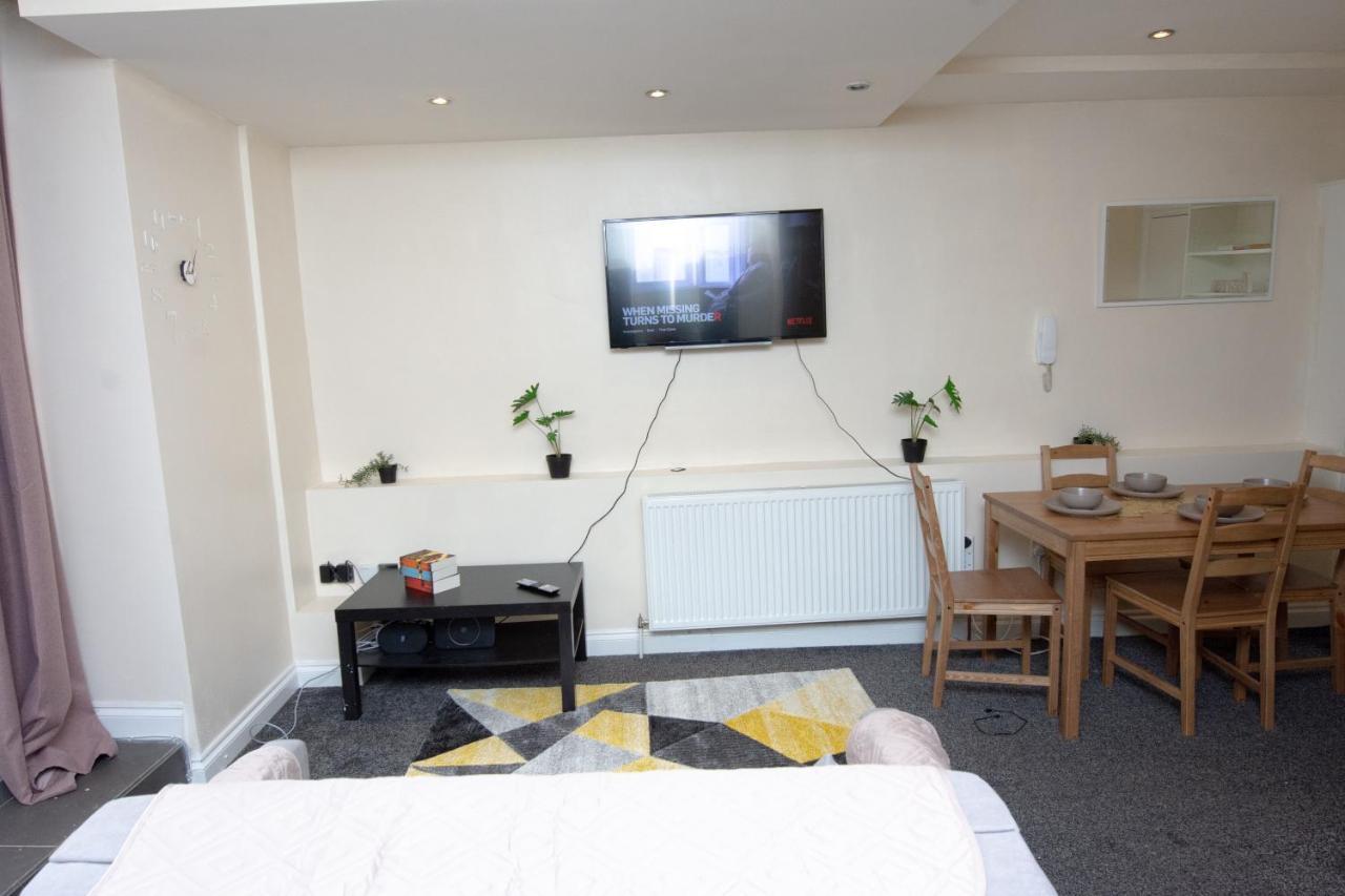 Evergreen Apartments-Flat 7, Лондон Екстериор снимка